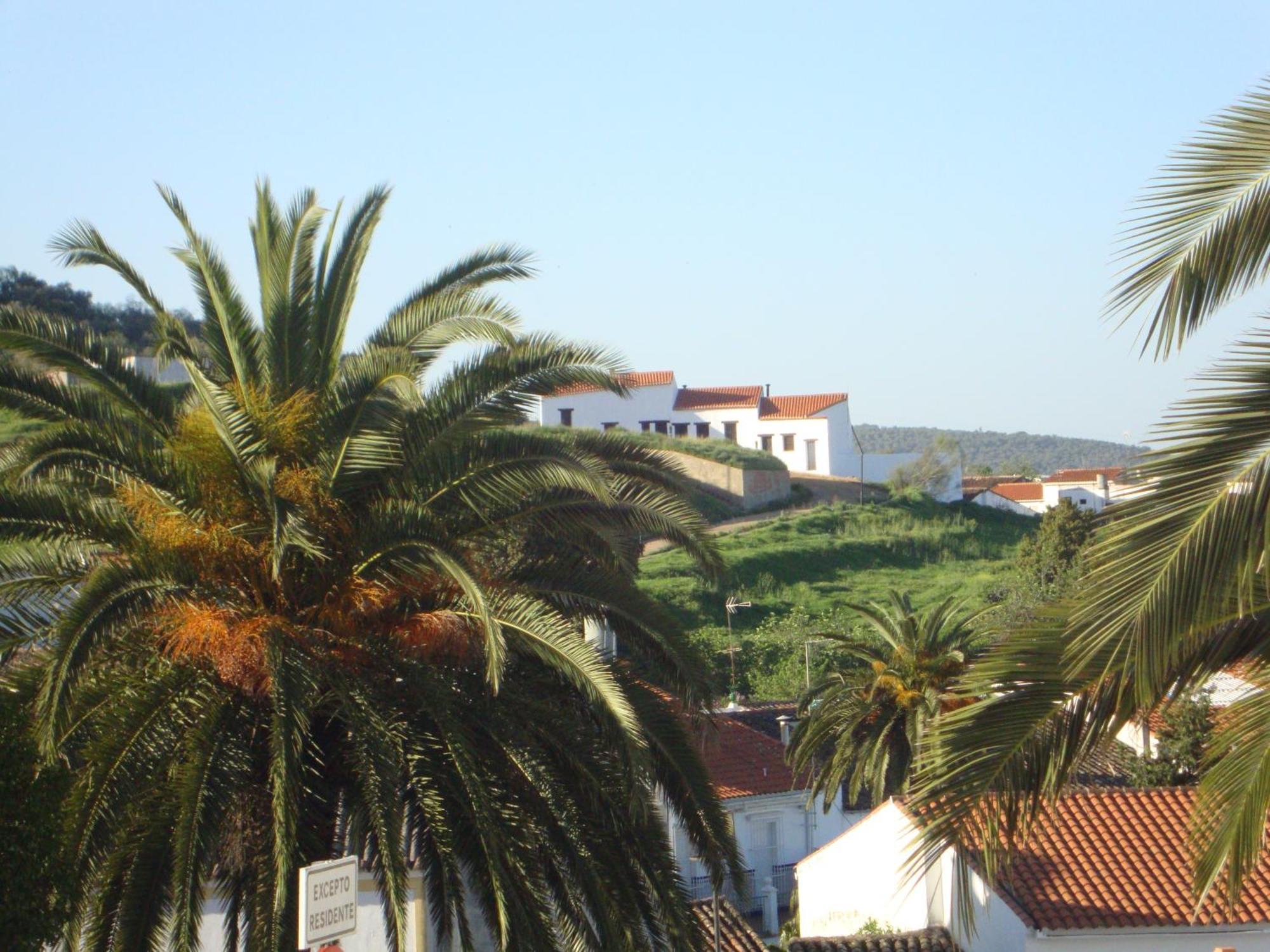 בית הארחה Fuentes de León 	Mirador De Fuentes מראה חיצוני תמונה