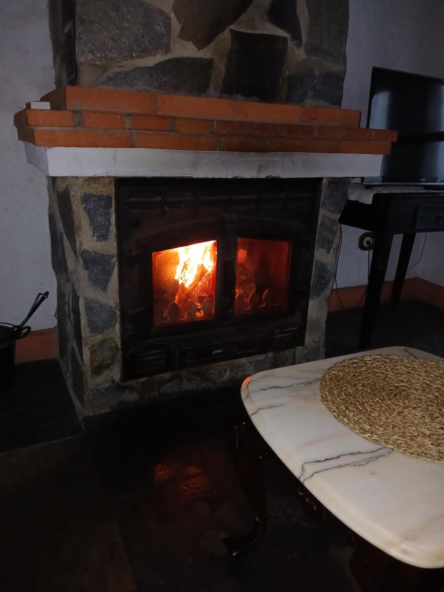 בית הארחה Fuentes de León 	Mirador De Fuentes מראה חיצוני תמונה