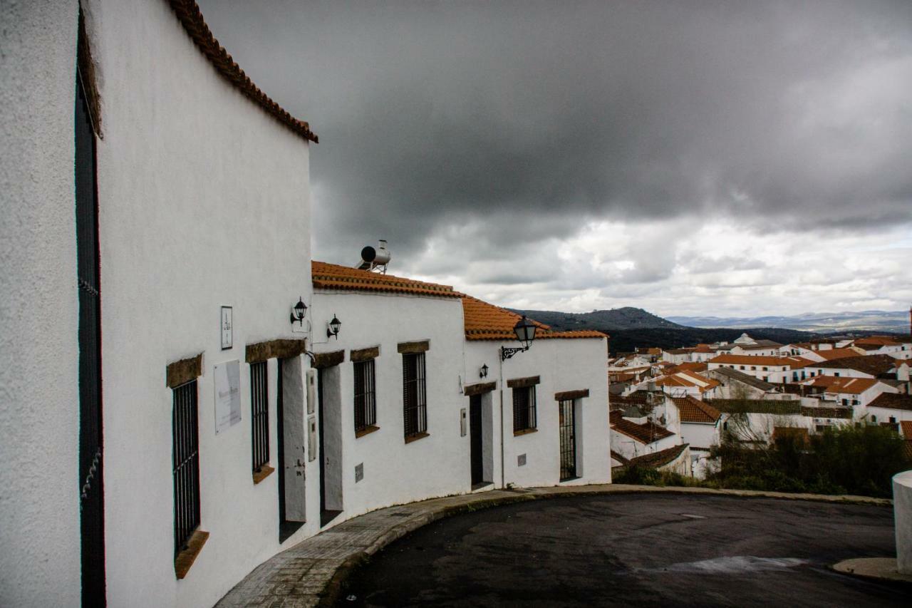בית הארחה Fuentes de León 	Mirador De Fuentes מראה חיצוני תמונה